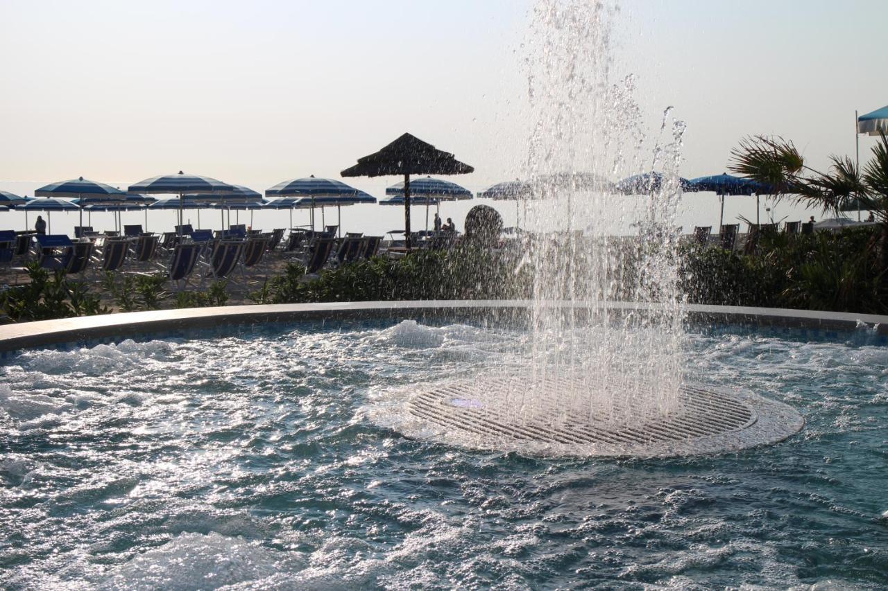 Hotel Miramare - Silvi Marina Exterior photo