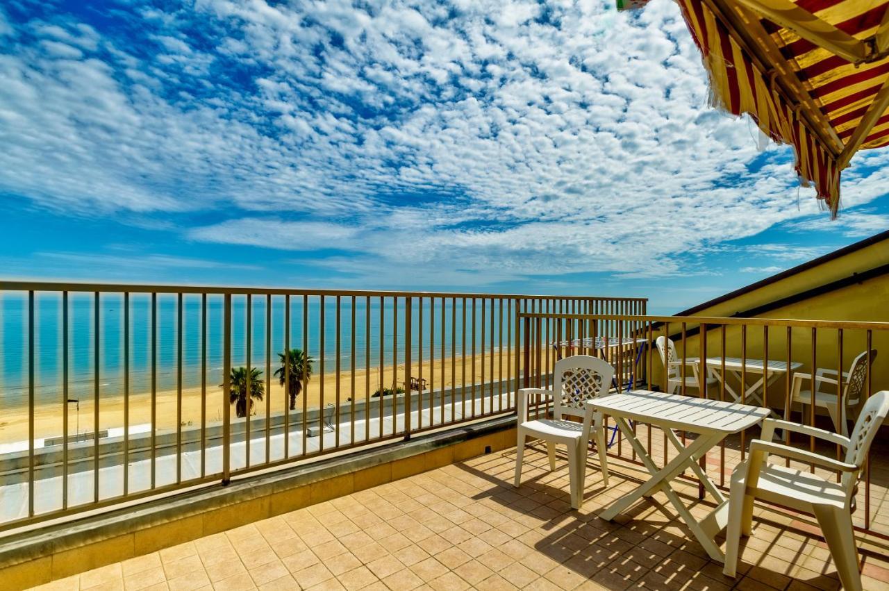 Hotel Miramare - Silvi Marina Exterior photo
